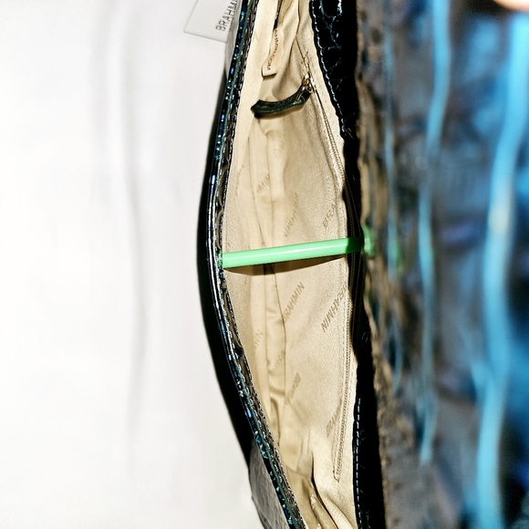 NWT Brahmin ZESTY GREEN Kaia Clutch w/Credit Card Wallet - Picture 10 of 16